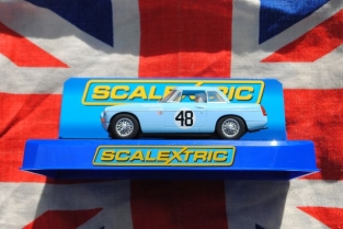 ScaleXtric C3312  MGB 1964 SEBRING